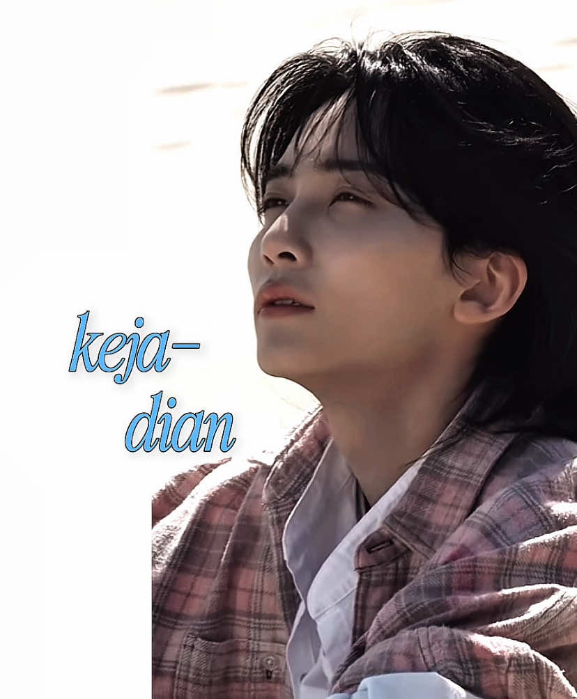 this song really describes him, gimana dia selalu berusaha kasih liat cinta dia yg besar meskipun caranya sederhana 🥹 gimana dia selalu berusaha hadir meskipun dia lagi jauh (wamil). jeonghan i really love you 🤍 selamat bertambah usia, abang 🫶🏻  