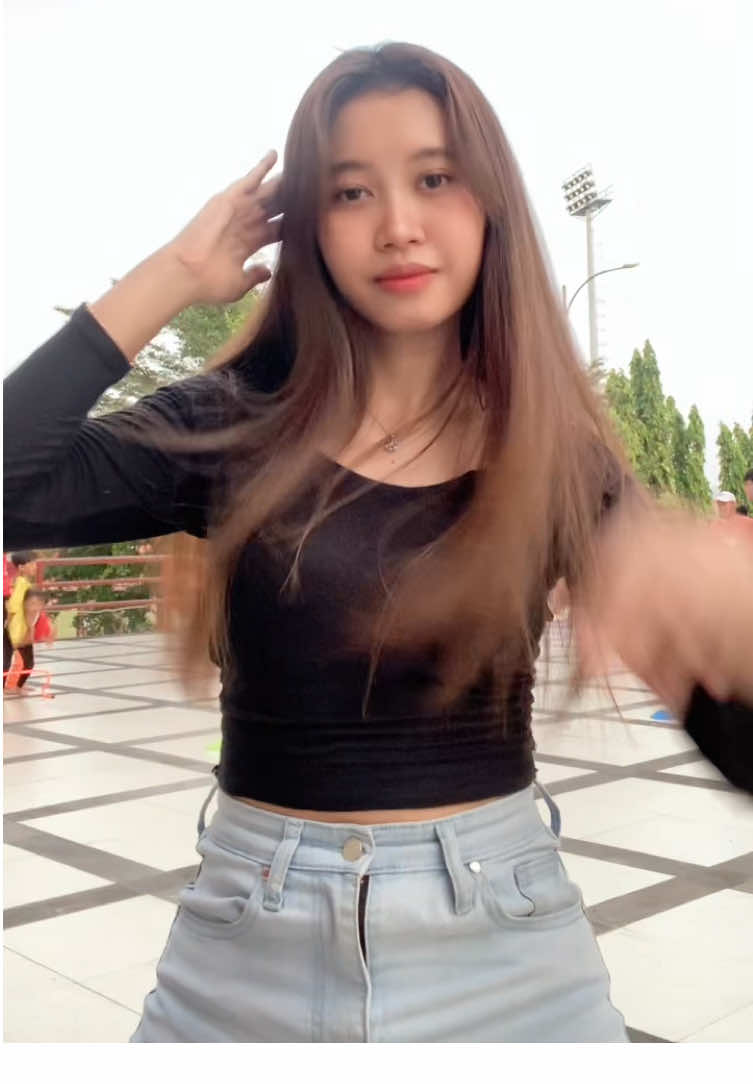 Seruan kalo ada temennya ihhh 😌