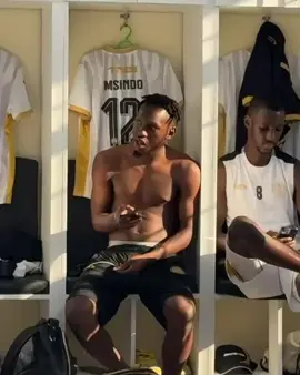 🤣🤣🤣🤣🤣🤣 @FEISAL SALUM una balaaa