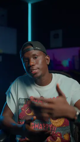 5 millions sur TikTok. 1 million sur YouTube. Des chiffres énormes… mais derrière, il y a des cœurs. Vous avez cru en moi, vous m’avez soutenu, vous m’avez porté. Ce succès, ce n’est pas le mien, c’est le nôtre. Merci pour tout, ma famille ❤️ 