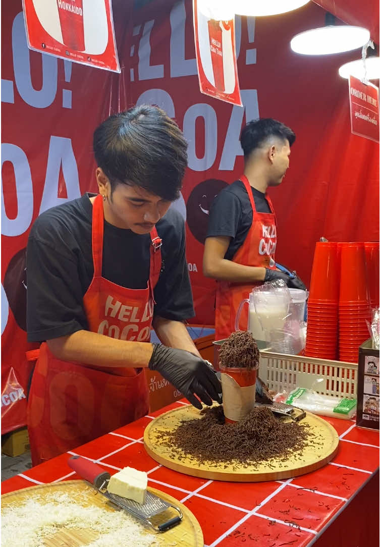 โกโก้เข้ม ๆ สักแก้วไหมครับ @ผู้บ่าวมักแมว🐈 #งานชักพระสุราษฎร์ธานี #hellococo #ร้านเด็ดสุราษฎร์ธานี 