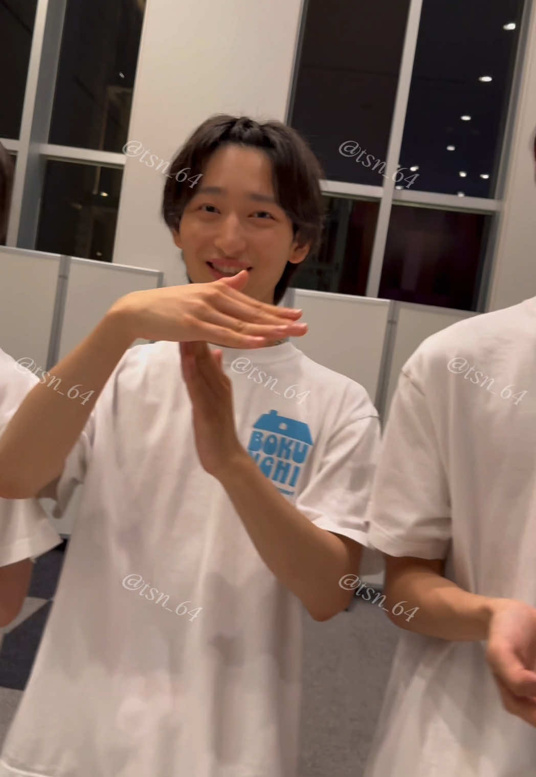 お見送り会ICEx全員バージョンです🧊✨️ （順番）竹野世梛▶八神遼介▶︎山本龍人▶︎筒井俊旭▶阿久根温世▶︎ 中村旺太郎▶︎志賀李玖▶︎千田波空斗 #ICEx @ICEx OFFICIAL @竹野世梛 @やがみ！ #山本龍人 @筒井俊旭 @阿久根温世 #中村旺太郎 @シュガー @千田波空斗🍀 #ebidan #撮可 