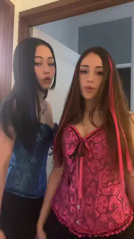 anotha oneee #tvgirl #halloweencostume #zybca 