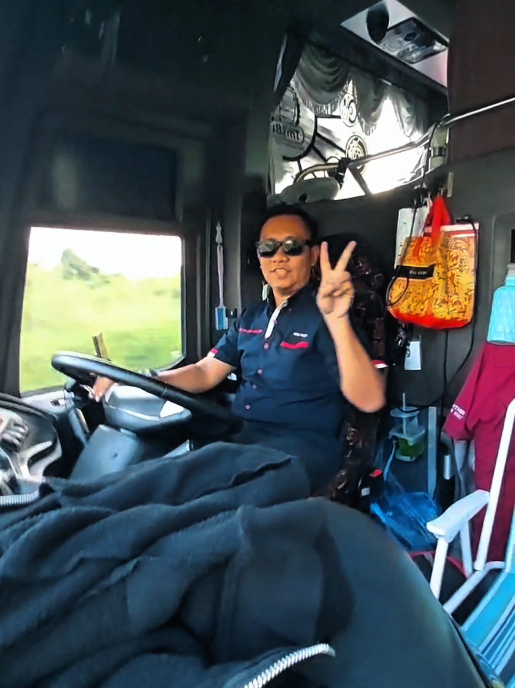 Ria Mutiara Holiday Sdn Bhd | SWP9288 #ANAAHolidayTravel #BasPersiaranMelaka #BasPersiaran #SewaBas #SewaBasMelaka 