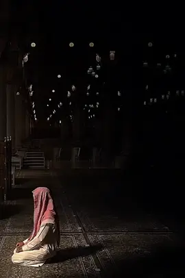 🌸 Dua: > اللّٰهُمَّ أَعِنِّي عَلَىٰ ذِكْرِكَ وَشُكْرِكَ وَحُسْنِ عِبَادَتِكَ 🌙 Tarjuma: > “Ya Allah! Mujhe apni yaad mein, apne shukar ada karne mein, aur apni ibadat ko behtareen tareeqe se ada karne mein madad farma.” #Dua#ﷺ#muhammad#drisrarahmad #fypシ゚ #foryoupage❤️❤️ 