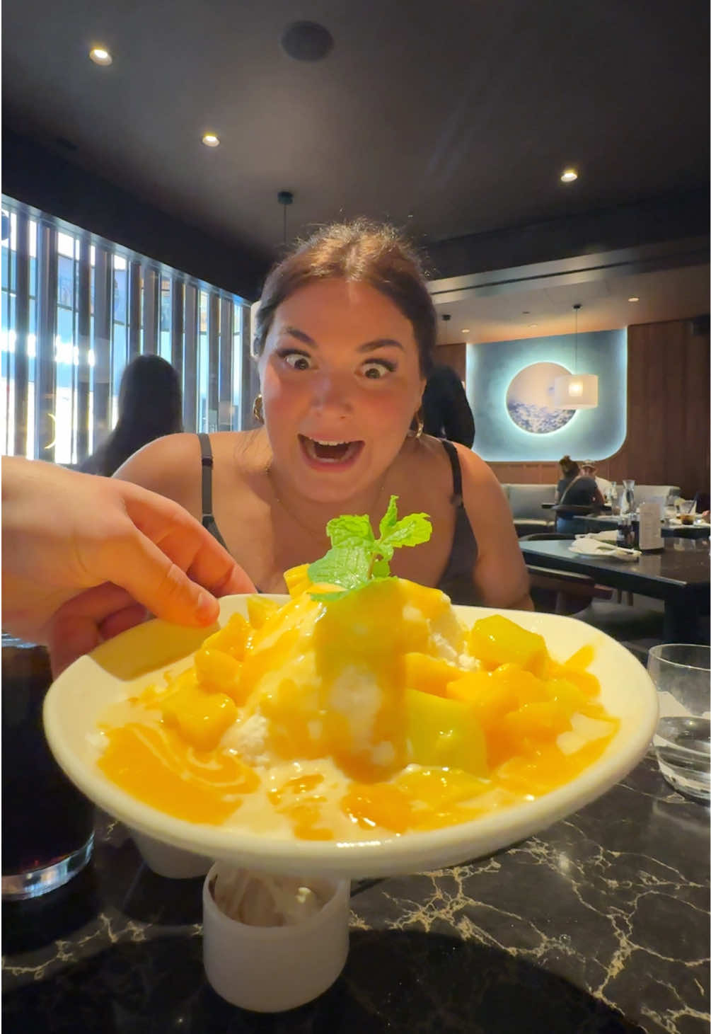 eat Din Tai Fung with me🥟 #dintaifung #asianfood #dumplings 