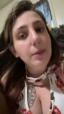 #tiktoksamples #tiktokquestions #whattheheck #helpagirlout 