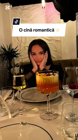 pentru că prietenia merită sărbătorită! 💕 Eu și Cosmina am ales un local instagramabil, pene cu fructe de mare 🥂 și un saxofon live 🎷.  Prietenia e despre a împărți bucuriile cu cineva drag! 🎎✨ #TIMIȘOARA #fructedemare #tied #girlsnight #BestFriends 