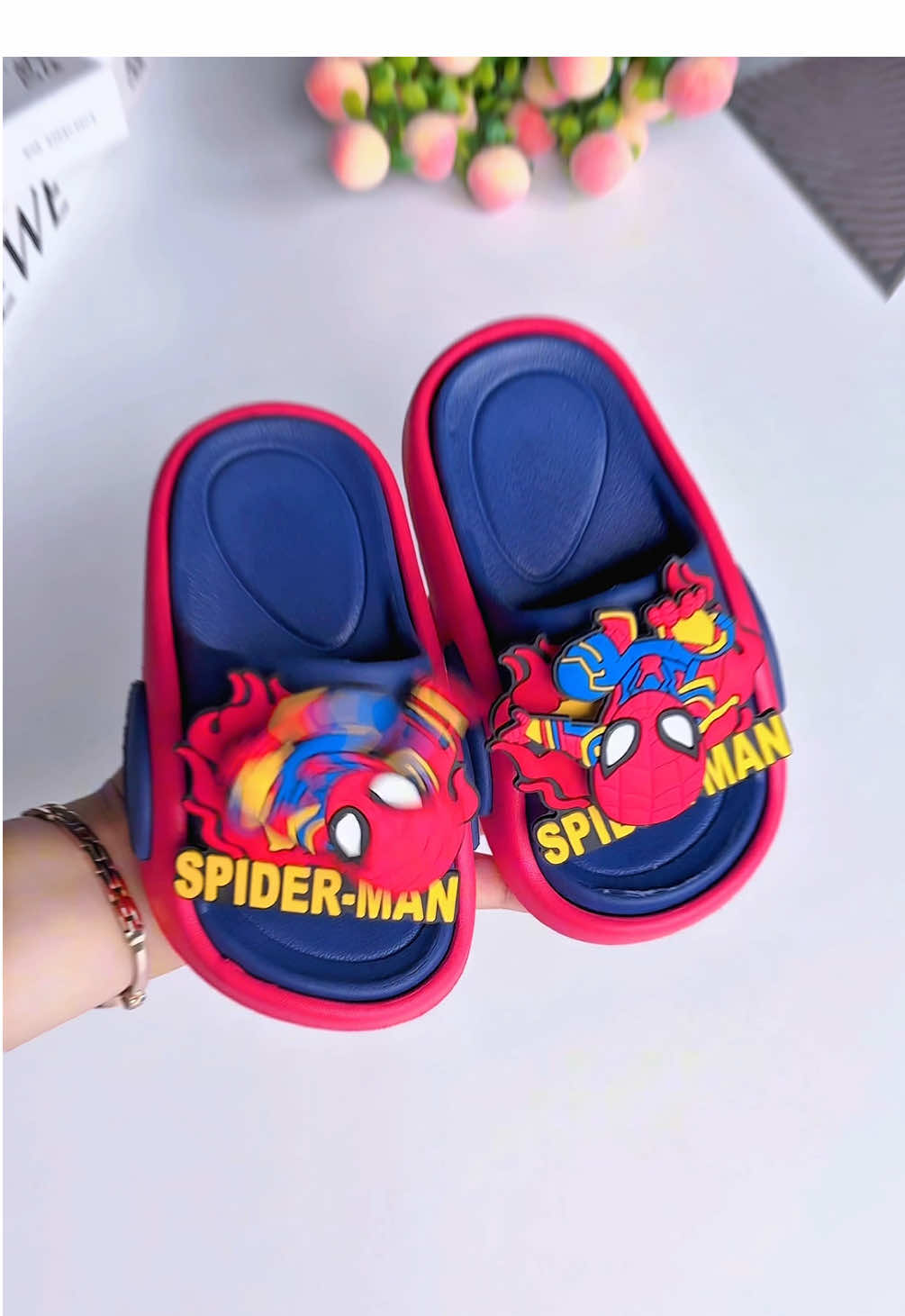 Dép Lê Sticker Xoay Cho Bé chấy eva không mùi. #lonashop #deptreem #depchobe #spiderman 