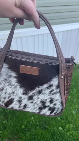 Wrangler Cowhide Small Crossbody Tote 😍 each cowhide that you recieve is going to be different ‼️ #tiktokshopfinds #falldealsforyou 