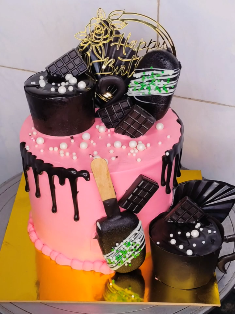 strawberry 🍓 cake #treandingsong #design 
