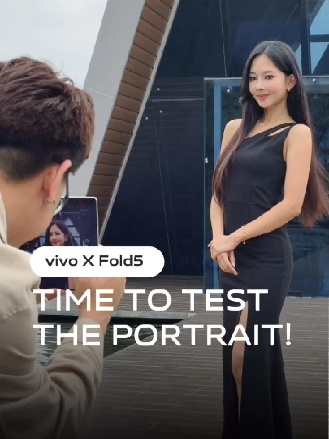 vivo X Fold5 is not just about the fold — it’s a portrait pro too! 😎📸  With 50MP ZEISS Multifocal Professional Photography, every shot = masterpiece! 💙✨ #vivoXFold5 #SoLightSoStrong #vivoMalaysia #aigemini #sunsetlover #Foldable #foldablephone