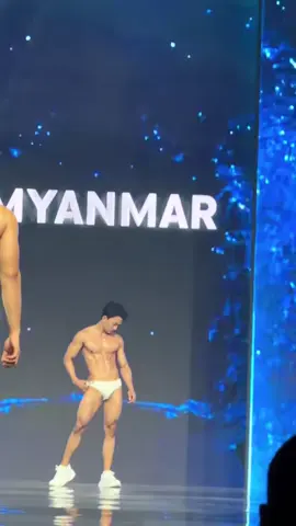 khán giả đỏ mặt trước phần trình diễn của Mister Global Myanmar #misterglobal #trending #viral #xuhuong 