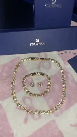 The prettiest necklace set you will own! 😍 SC: Affordablegoods 🛍️🛍️🛍️ #goldjewellery #gold #necklaceset #jewellery #fyp 