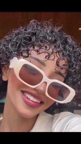 وما يدري أنا احبههه !!🥹