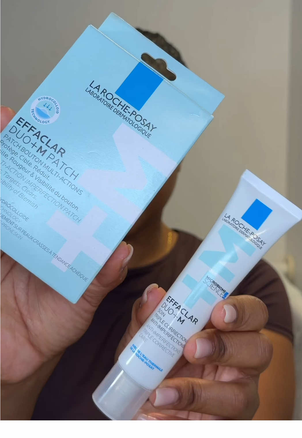 Breakout? No stress 😮‍💨✨ The @La Roche-Posay Effaclar Duo+M 3HR Spot Patches + Effaclar Duo+M Moisturiser = my skin SOS duo 💊💧 ✔️ Invisible like a second skin ✔️ Spots visibly reduced in just 3 hrs ✔️ Helps prevent new breakouts @CXS  #effaclar #spotpatches #EffaclarDuoM #duodifference #communityxseen   