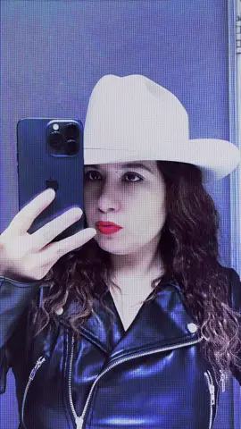 #silviafarias29 