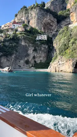 #girlwhatever #amalficoast #positano 