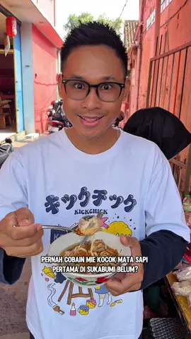 Nemu Mie Kocok Mata Sapi Legend di Sukabumi yang udah ada dari 1966. Jangan lupa pakai Aplikasi RedDoorz dan masukkan kode 'YUKNGINEP' biar dapet diskon bestie! #REDTRAVELERS  #bukasemuapintu  #reddoorz  #RedDoorzSyariahPlusNearSukabumiStation  #Sukabumi