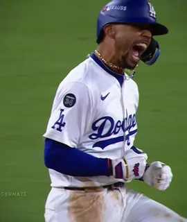 NLDS GAME 1. LET’S GO DODGERS 🔥 #fyp #MLB #baseball #mlbtiktok #dodgers 