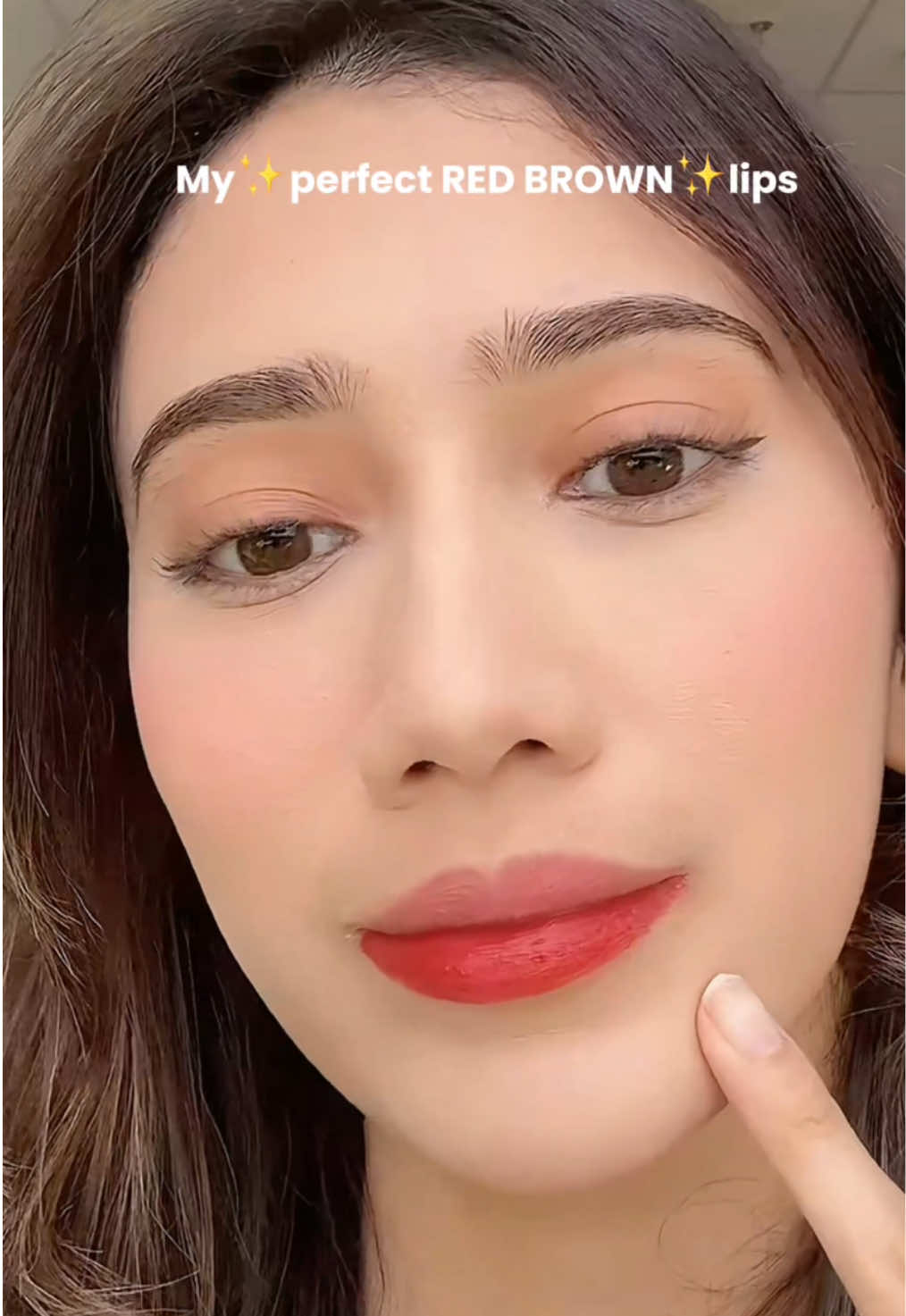 Not too red, not too brown just perfect! Lowkey obsessed with this shade 😩✊🏻 #DazzleMeBeauty #DazzleMelndonesia #DazzleTheWorld #dazzlememakeups #lippies 