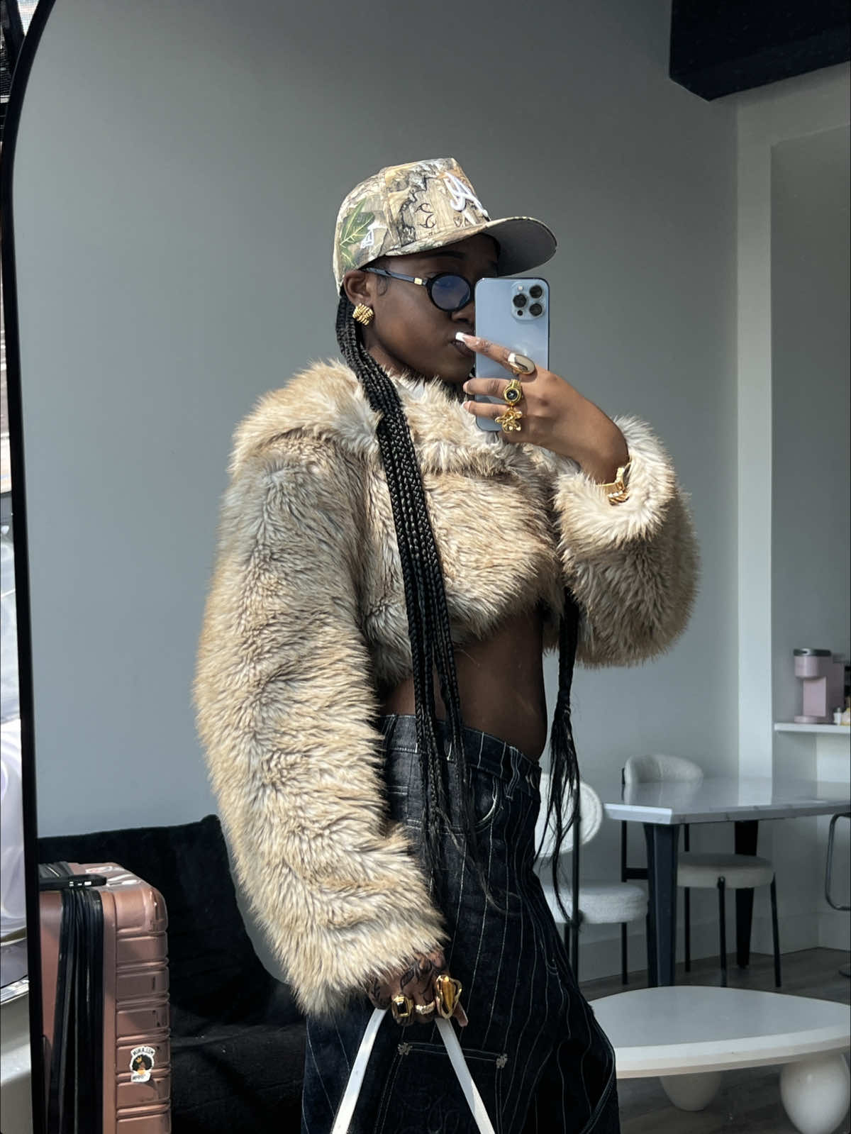 It’s fur season 😆 @FINESSE #falloutfitinspo #streetwear #outfitinspo #fallfashion #StreetStyle #fashiontiktok 