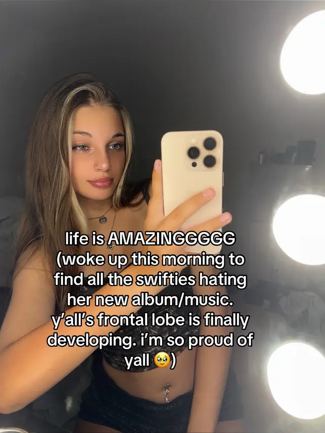 took yall 20 years, but better late than never 🤷🏻‍♀️. #fyp #foryoupage #taylorswift #taylorsversion #swiftie 