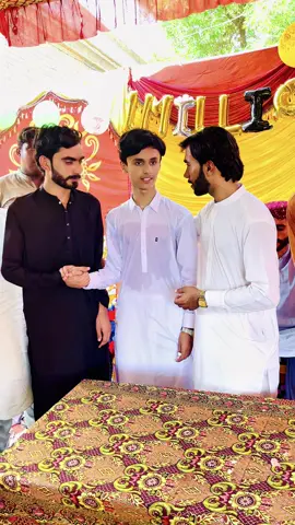 @SARDAR Wajid Khan Chachar 1M Mubarak Ho#ghulamhussain180 #tiktokteamunfreezmyacount😥🙏 #foryou #foryoupage #creatorsearchinsights