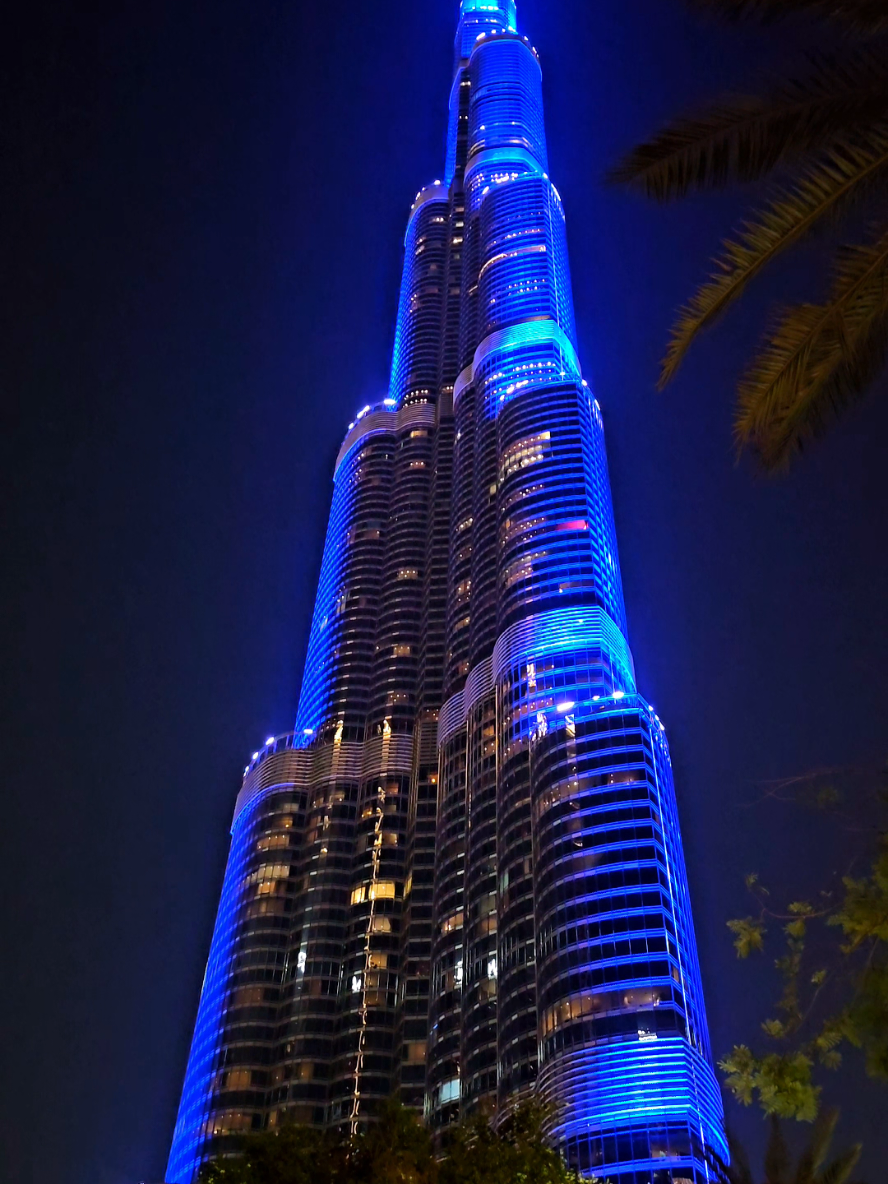 Mind-Blowing Burjkhalifa Night View #Burjkhalifa #viral #Dubai #travel 