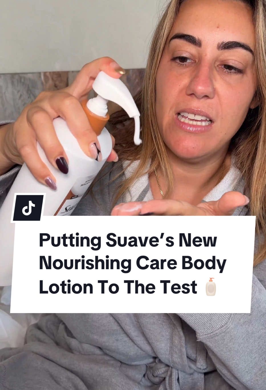 #SuavePartner A $6 lotion that isn’t greasy, sticky, or hard to rub in? I honestly thought that was impossible..until @Suave.US proved me wrong with their new Nourishing Care Body Lotion. I had to put her to the test, and she passed with flying colors! What really surprised me was the scent beauty queens; it feels so elevated and not overpowering at all. Such a pleasant gem to discover, especially for my beauty queens balling on a budget. She’s available at Walmart! Would you try this? #drugstorebeauty #SuaveBodyLotion #Suave  #SponsoredbySuave 
