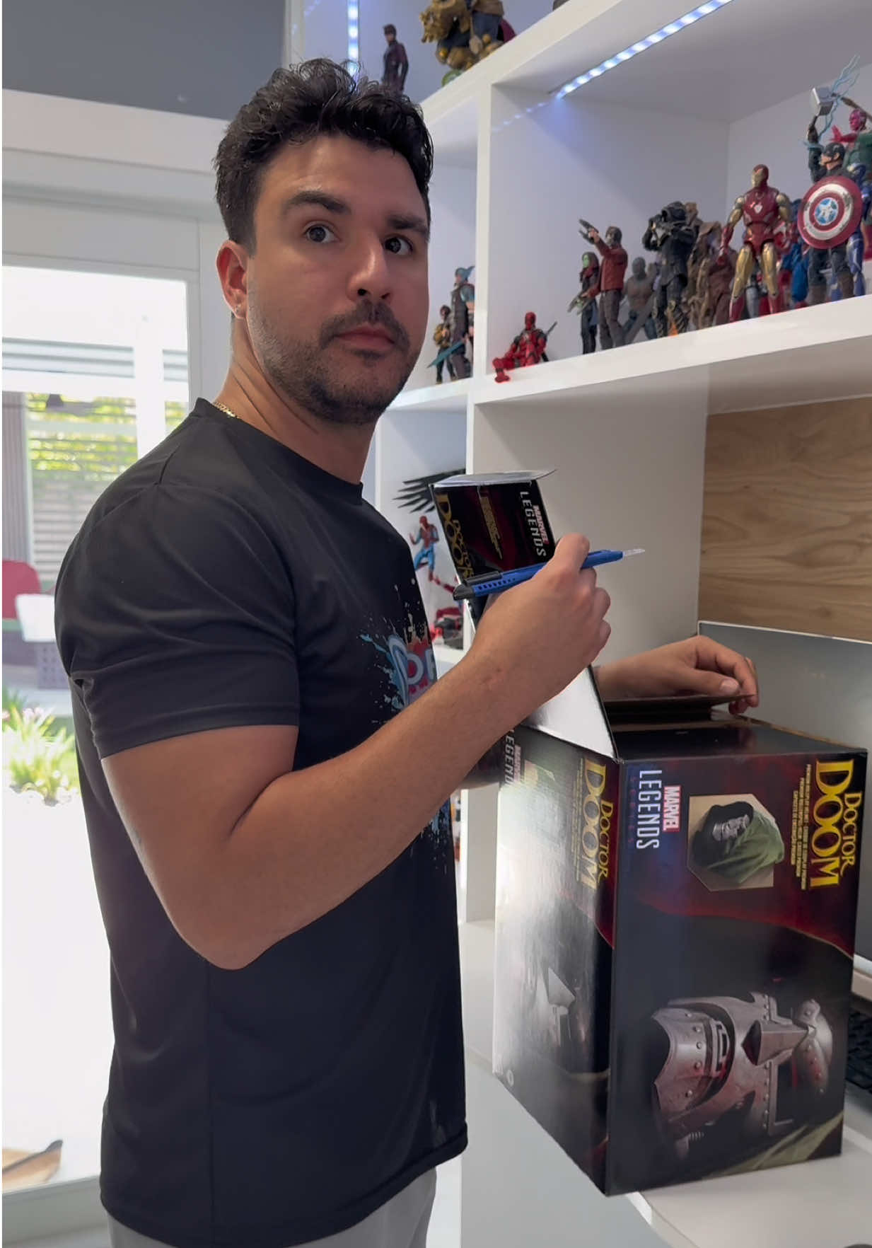 Te atrapan haciendo el unboxing #humor #latinos #latinostiktok #parejas #hombres 