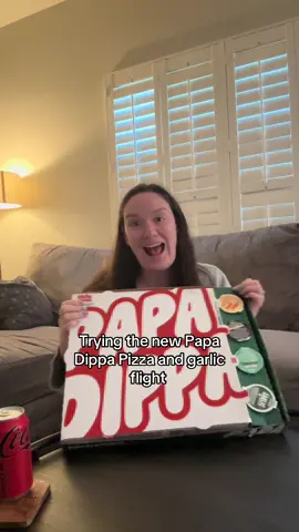 I’ve been looking forward to this all week #papadippa #papajohns #fridaynight 