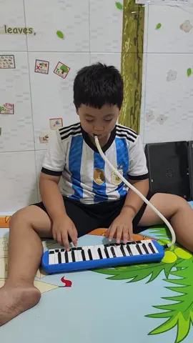 Dáng em basuri a 3 báo #basuri #dangem #melodica @An đây (-_-) 