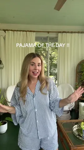 Andddd we’re back 🤍🤍🤍 #pjoftheday #momcreator #pajamaoftheday #petiteplume #pimapajamas 