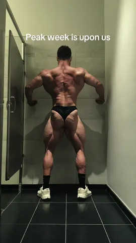 7 days out #fypシ #fypシ゚ #classicphysique #olympia #bodybuilding 