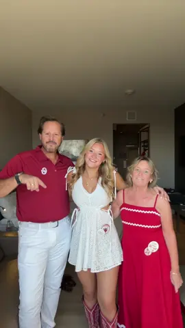Happy parents weekend!! #ou 