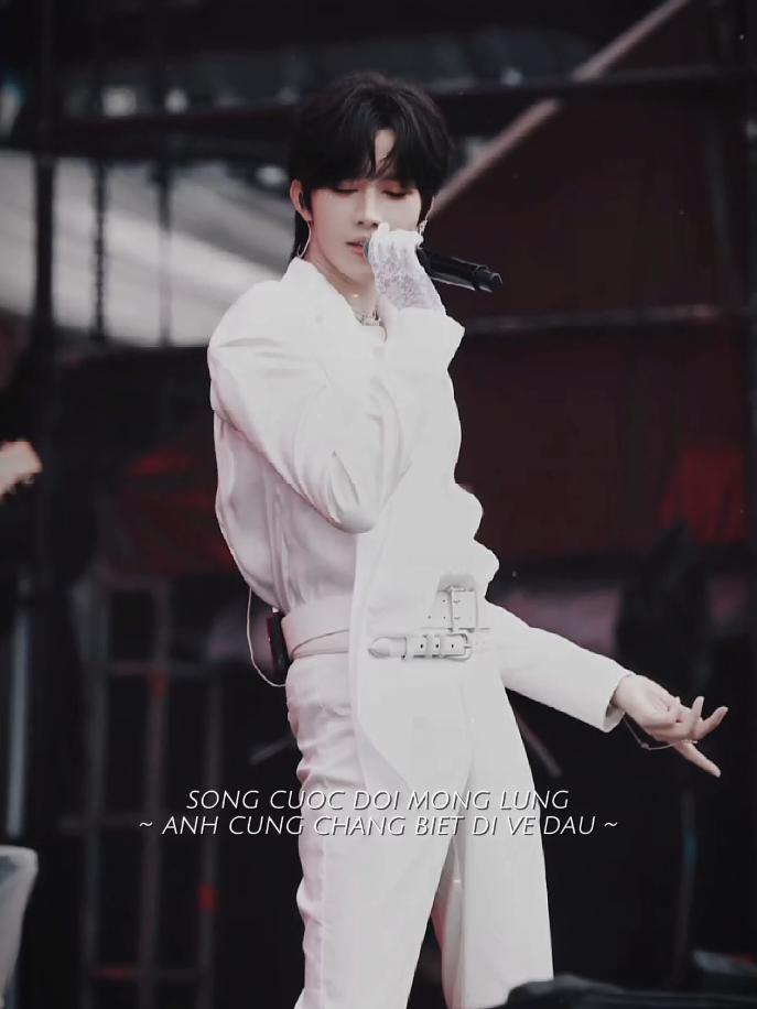 ảnh đang mời gọi tôi cả nhà mk ơi 💥 #cẩm_minh #cẩm🍊 #黄星eliot 