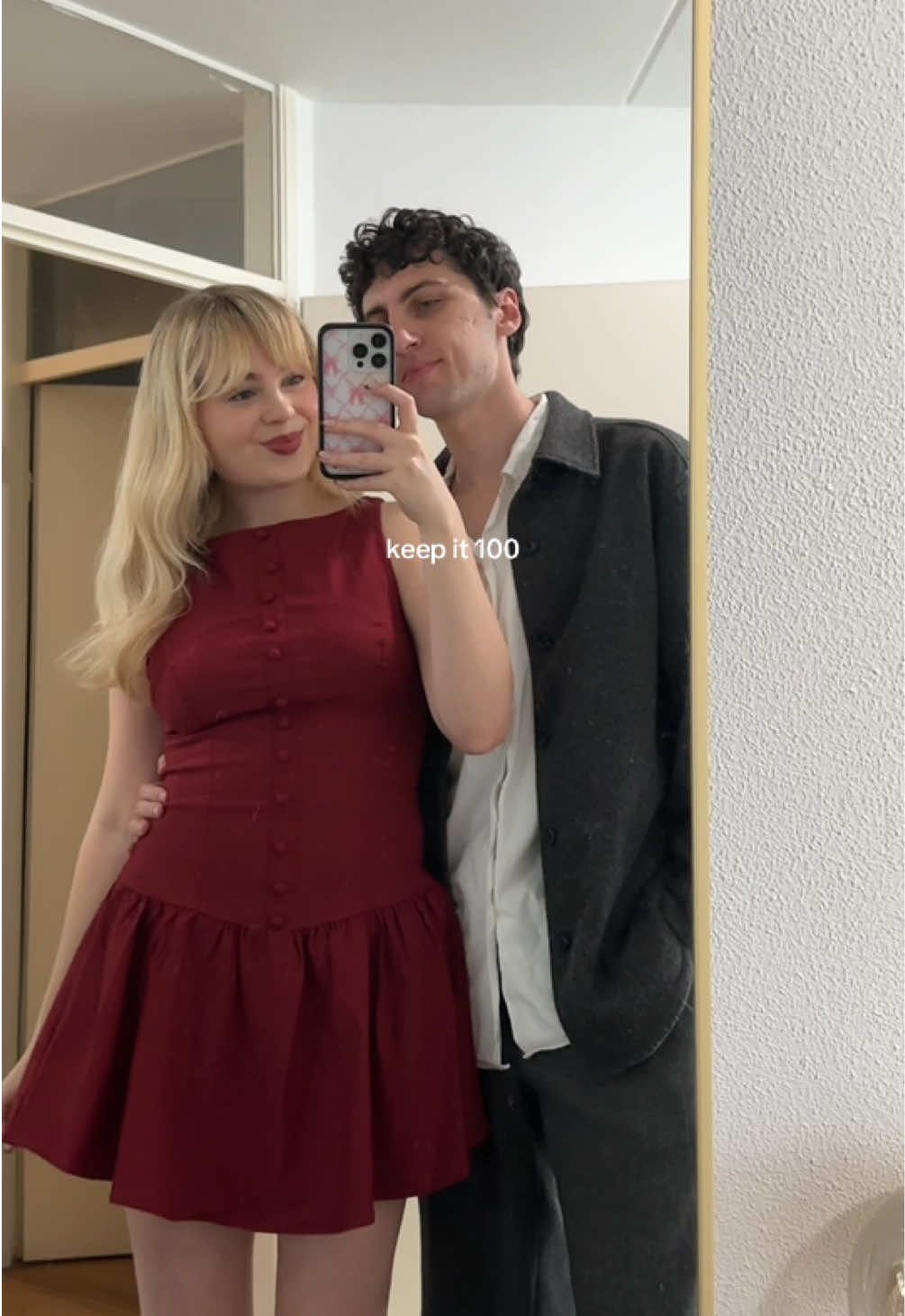 happy bday to my fiancé :,) #thelifeofashowgirl #ts12 #taylorswift 