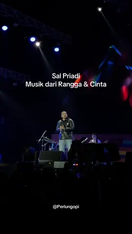 @Sal priadi di @SynchronizeFest  #synchronize2025 #synchronize #musicindonesia #jakarta 