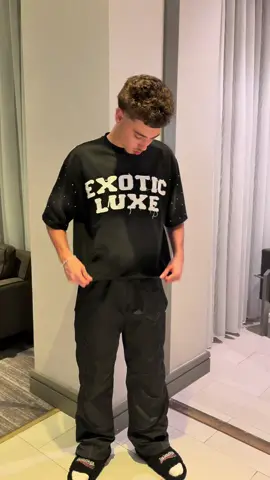 Nah this tee so tuff ! 