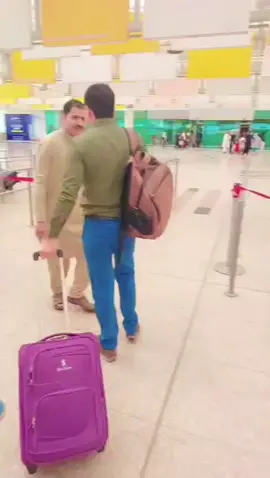 Brothers🥰 Nabeel chacho going back to UAE#fypシ゚viral #highlights#islamabadinternationalairport✈️✈️  #foryou #unfreezemyacount #haripur_hazara_pakistan #khanpurdam #following #carrydaba #tiktok #khanpurdam @Nabeel Khan @itx.safii.4t7 @𝐀𝐁𝐃𝐔𝐋𝐋𝐀𝐇 𝐊𝐇𝐀𝐍 @🅐🅓🅔🅔🅛 🅚🅗🅐🅝 🅢🅦🅐🅣🅘 