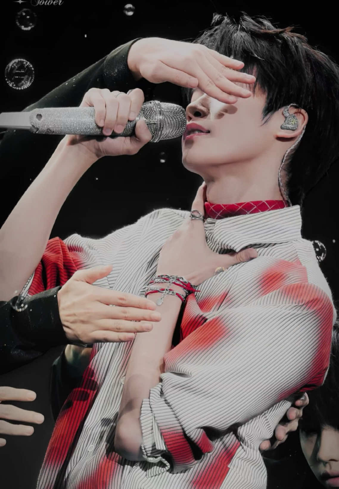 Có thể là vừa quỳ vừa lạy luôngg!! Phong thần cho tôiii😭😭😭 Vịnh Thái Hồ Music Festival Thường Châu bùng nổ nhan sắc, bùng nổ thần thái  #梓渝 #郑朋 #ziyu #tửdu #viral 
