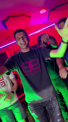 Sa3eft galbi sahti mal9ethach 💔 @Sikico Parolier @Cheb Mouiz Officiell✅ @miloud sipon31 @✪La Mumę✪ #foryou #tiktok #fyp #الشعب_الصيني_ماله_حل😂😂 
