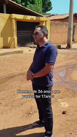 36 com carinha de 17 anos 