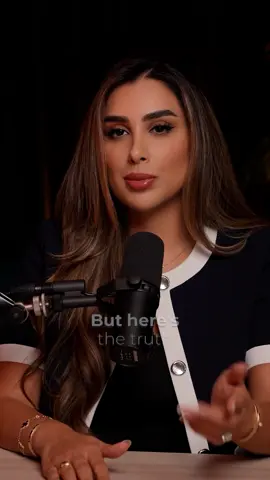 Once you stop fearing being alone, nobody can use abandonment as a weapon against you. That's real freedom. #honiakader #pourtoii #fyp #viral 