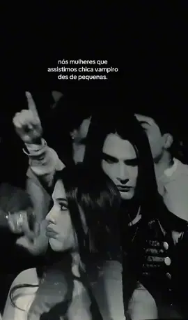 #chicavampiro 
