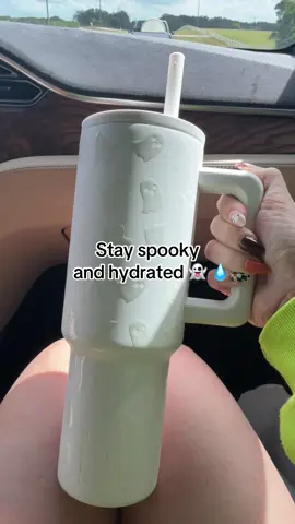 I ghost people year round 👻 #simplemodern #ghost #boo #halloween #tumbler 