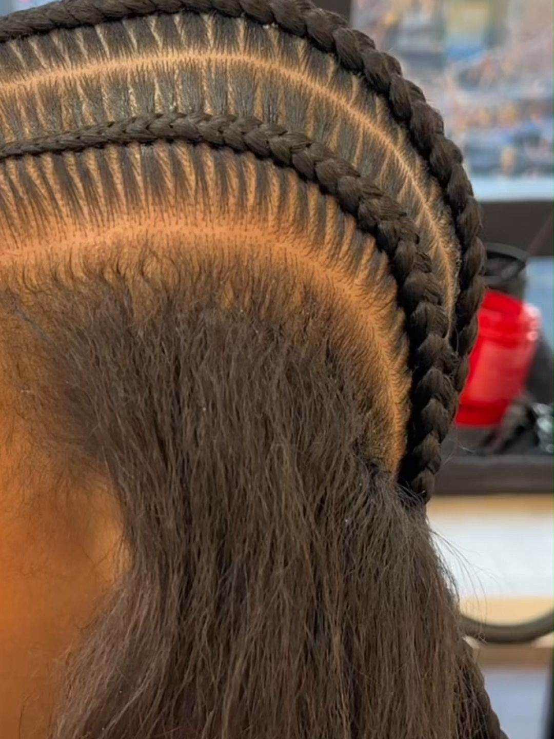 👉¿Sabías que con solo aprender a hacer trenzas puedes ganar dinero desde tu casa, sin necesidad de abrir un salón de belleza? Yo empecé como un pasatiempo… y hoy, gracias a las trenzas, pago mis cuentas, tengo clientes felices y vivo de lo que me apasiona. Por eso creé este curso online de Trenzas de Cabello, donde aprenderás paso a paso las técnicas más pedidas y cómo transformar tu talento en ingresos reales. Comenta “QUIERO” y únete ahora. Hoy mismo puedes empezar a convertir tus manos en tu fuente de ingresos.  #trenzas #braids #trenzasafricanas #tutoriales #trenzasfaciles #trenzasconkanekalon #hair #hairtutorial