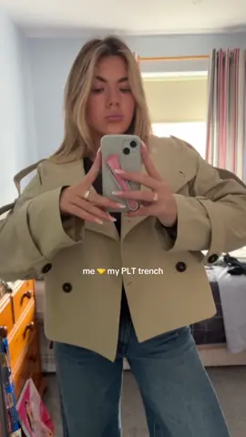 she hasn’t left my body since I purchased her 🫶🧥 #prettylittlething #plt #trenchcoat #fashion #fypp @prettylittlething 