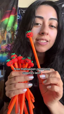 Free pumpkin pens with every order (until supplies last)! 🎃 #halloween #pens #SmallBusiness #spooky #pumpkin